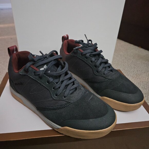 Evolv sneakers - Picture 2 of 6